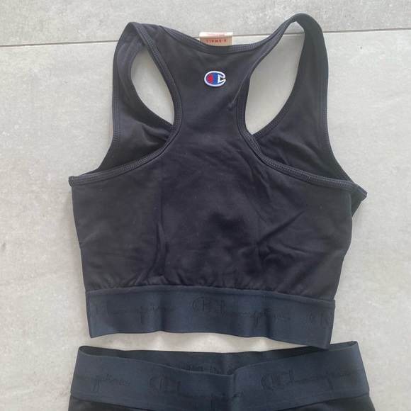 CHAMPION BIKER SHORTS & BRA - Picture 4 of 6